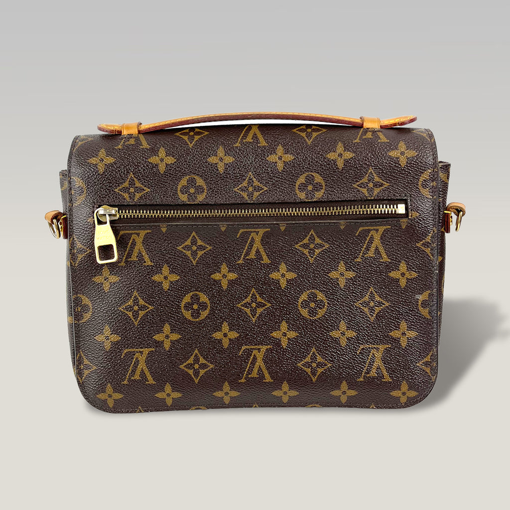 Louis Vuitton Pochette Métis Monogram Canvas Shoulder Bag
