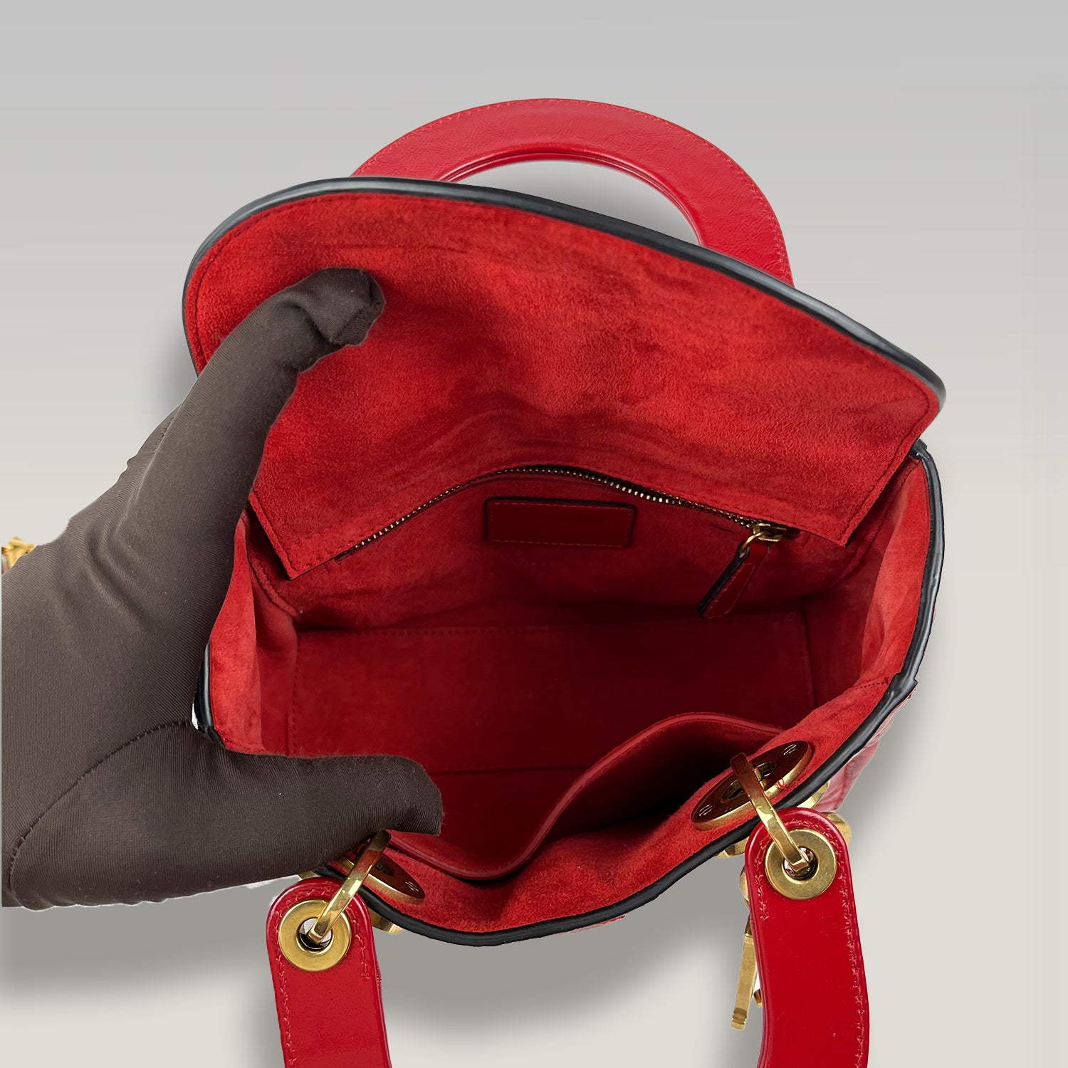 Dior Lady Dior Mini in Pelle Cannage Rossa con Hardware Dorato e Tracolla