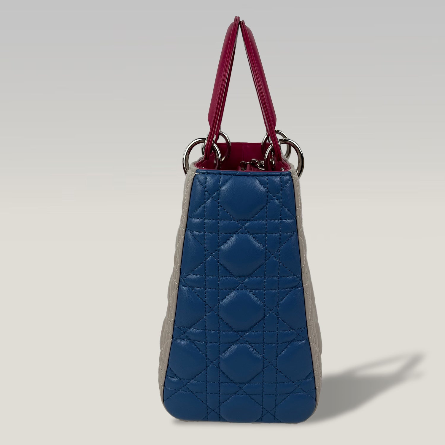 Dior Lady Dior Medium in Pelle Cannage Multicolor Beige, Blu e Fucsia con Hardware Argento