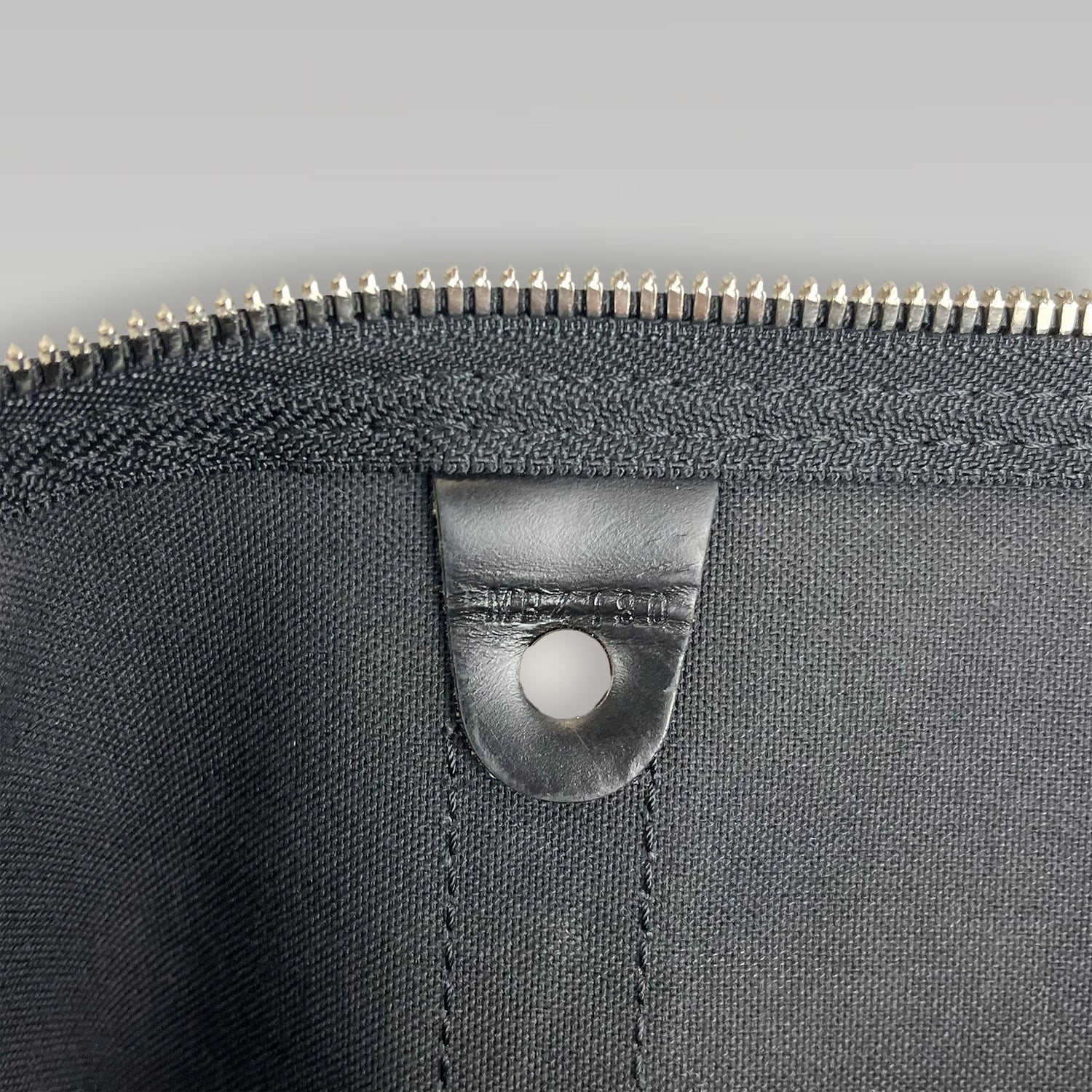 Louis Vuitton Keepall 45 in Tela Damier Graphite