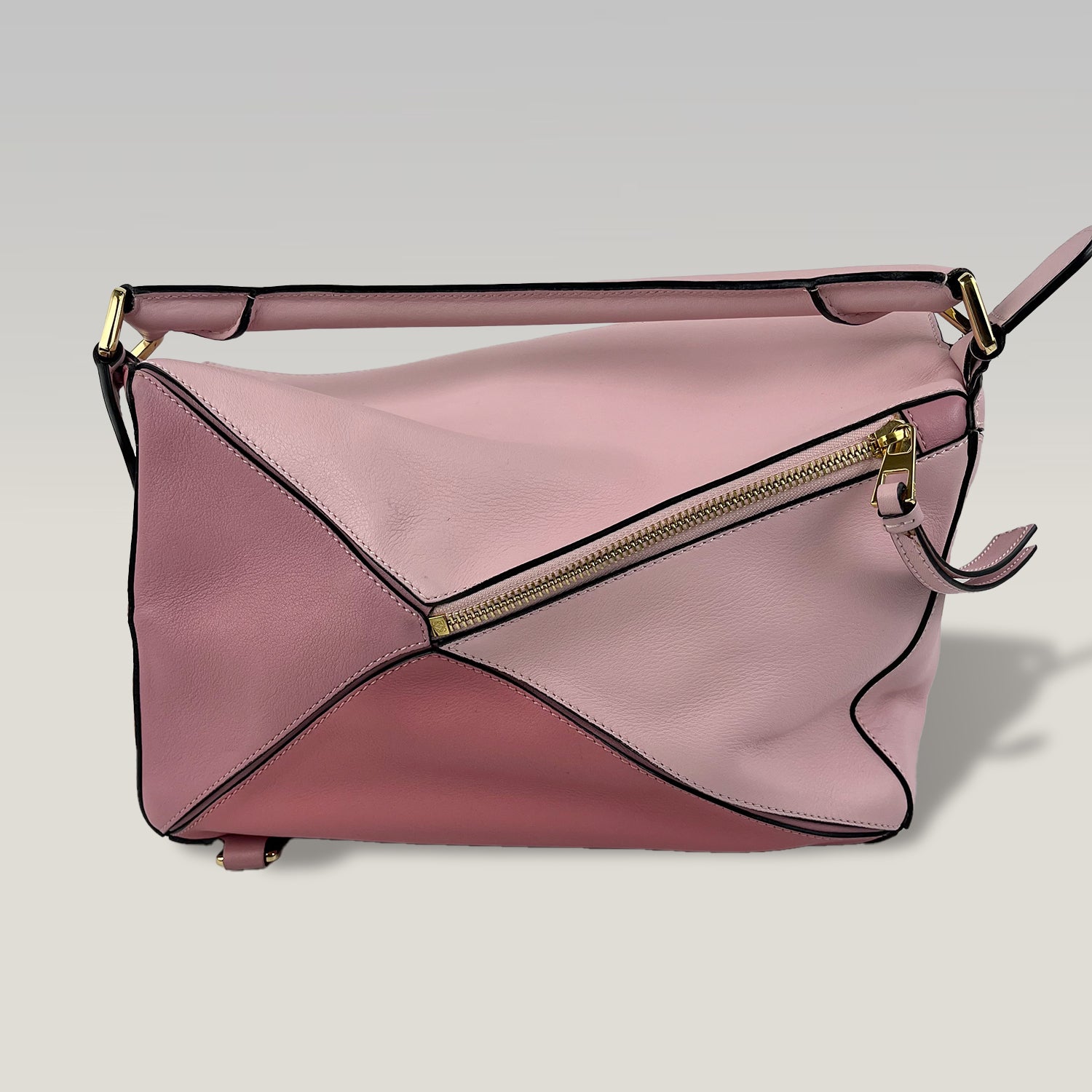 Loewe Puzzle Medium Bag Pink Calfskin Leather Top Handle & Shoulder Bag
