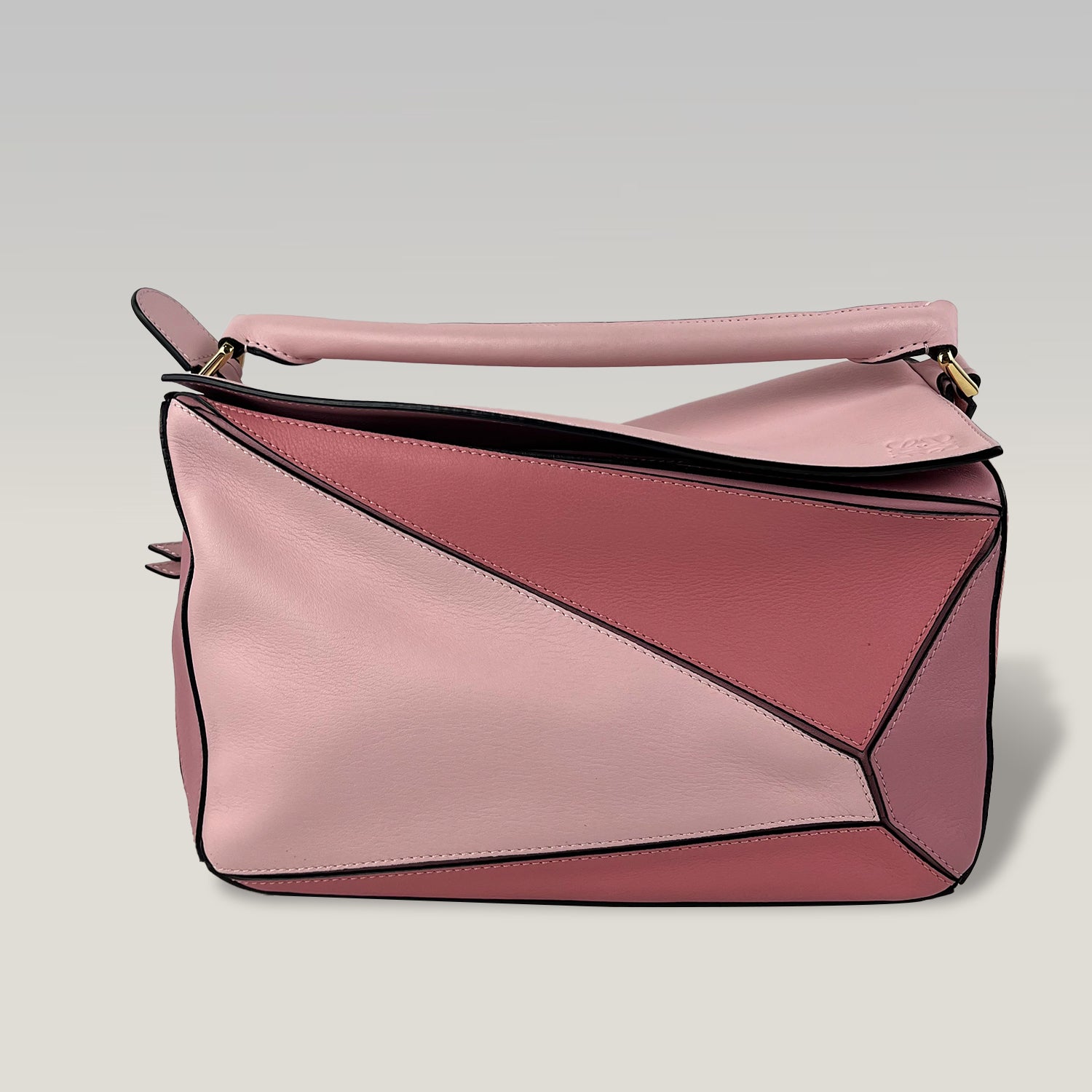 Loewe Puzzle Medium Bag Pink Calfskin Leather Top Handle & Shoulder Bag