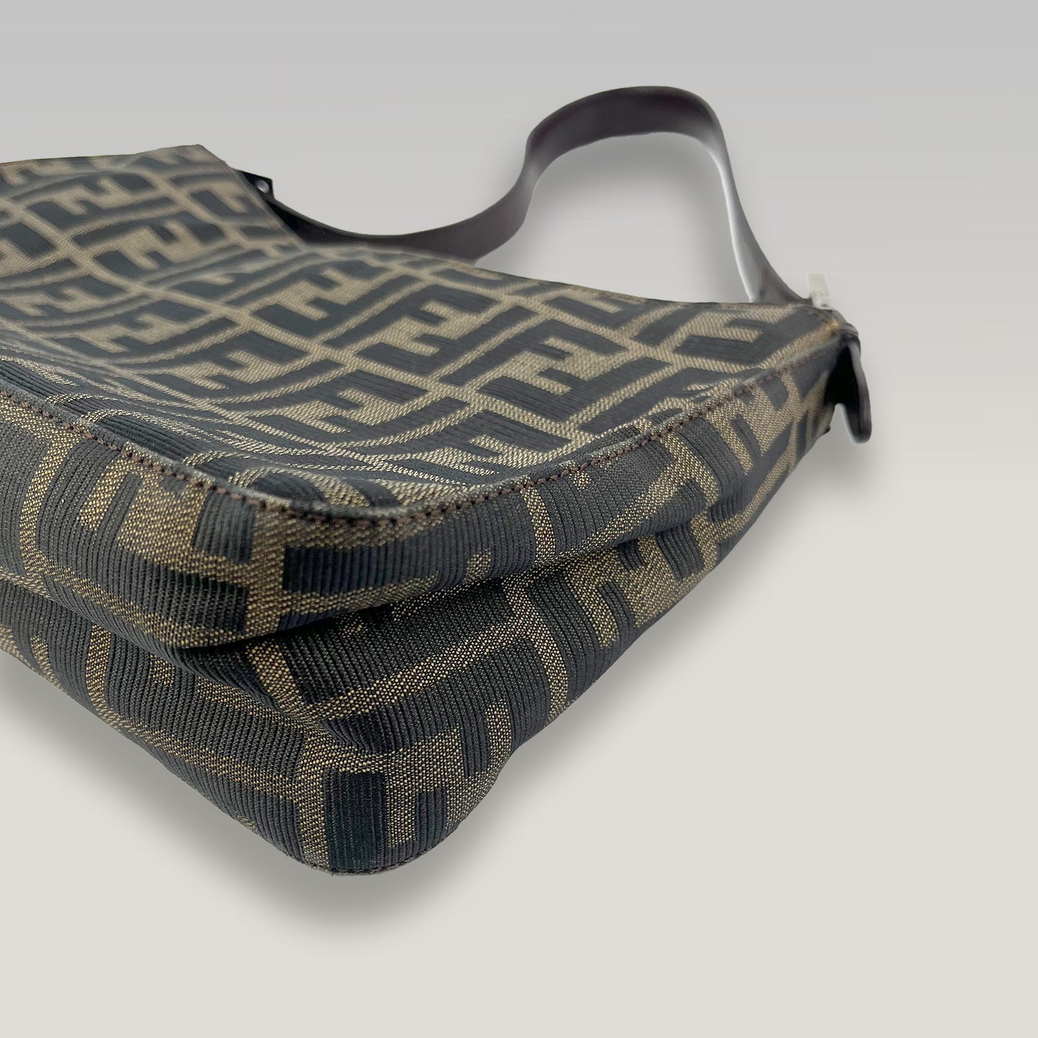 Fendi Vintage Zucca Baguette Shoulder Bag Brown & Black FF Canvas