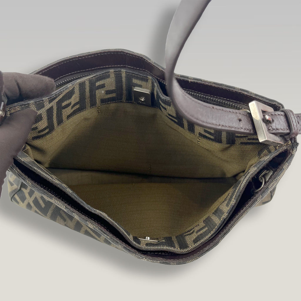 Fendi Vintage Zucca Baguette Shoulder Bag Brown & Black FF Canvas