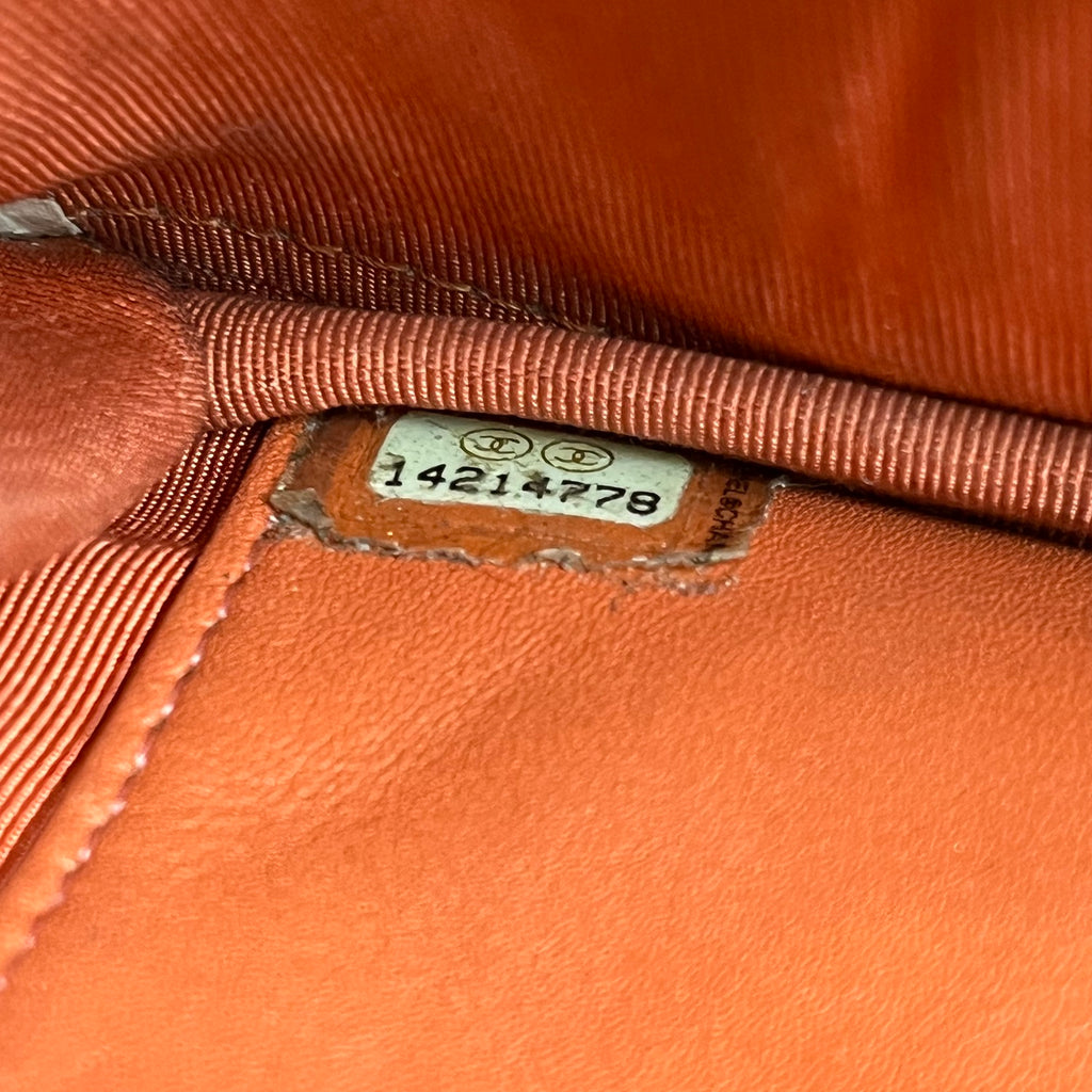 Chanel Wallet on Chain in vernice rosa – hardware argentato