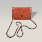 Chanel Wallet on Chain in vernice rosa – hardware argentato