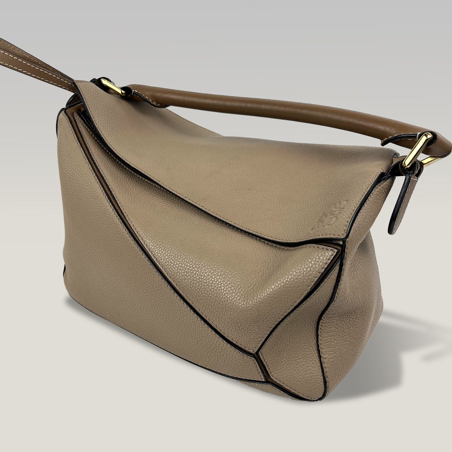 Loewe Puzzle Medium in Pelle Beige e Marrone con Tracolla
