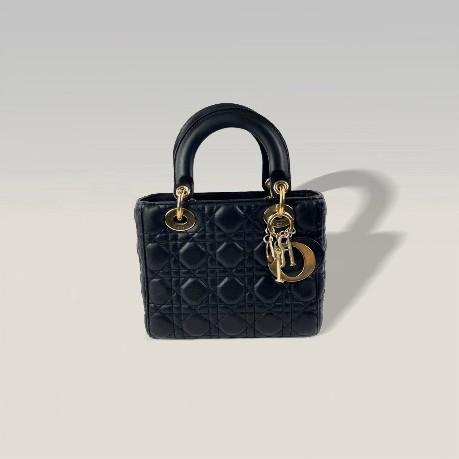 Dior Lady Dior nera in pelle di agnello – modello a quattro riquadri