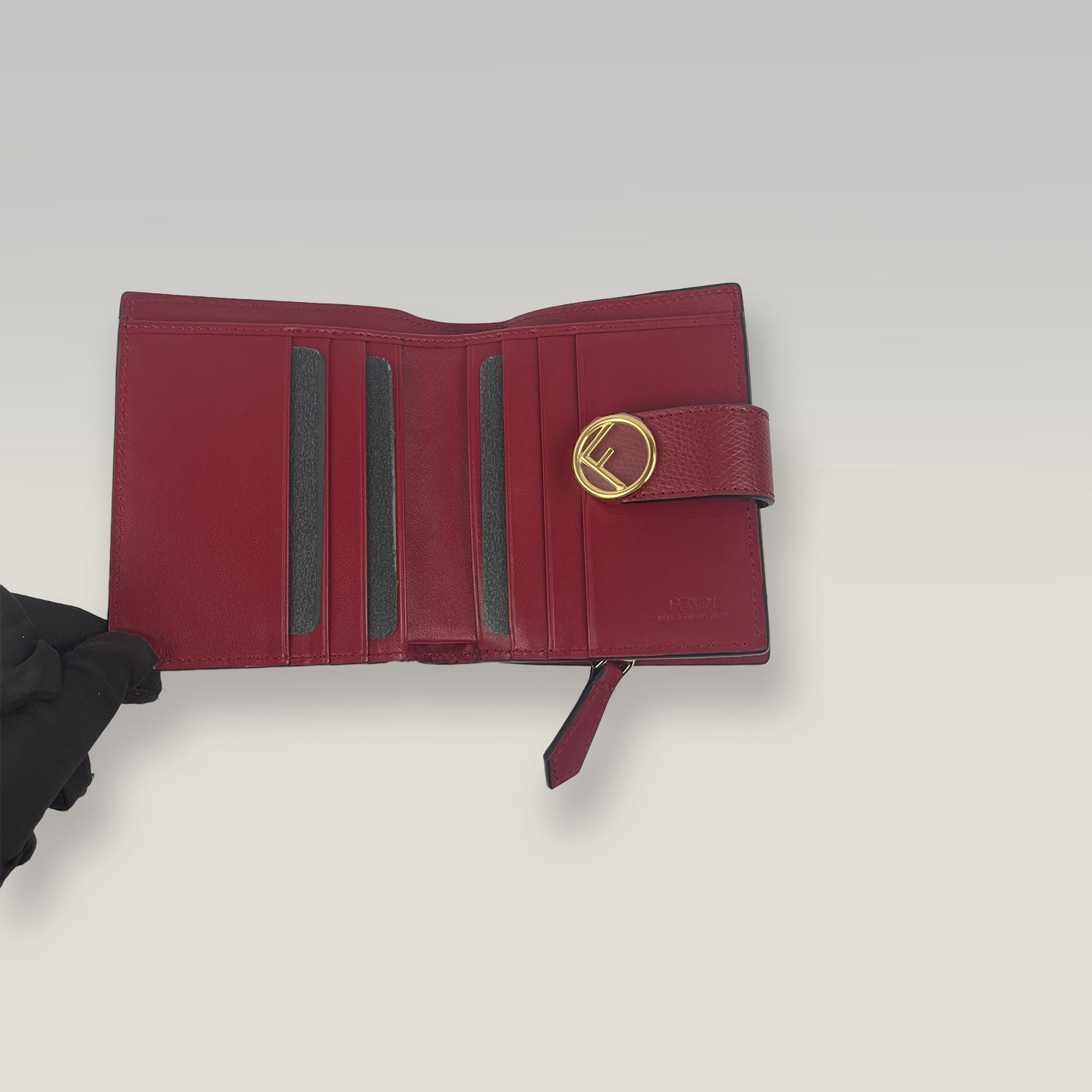 Fendi Portafoglio Bi-fold in Pelle FF Marrone e Bordeaux con Logo F