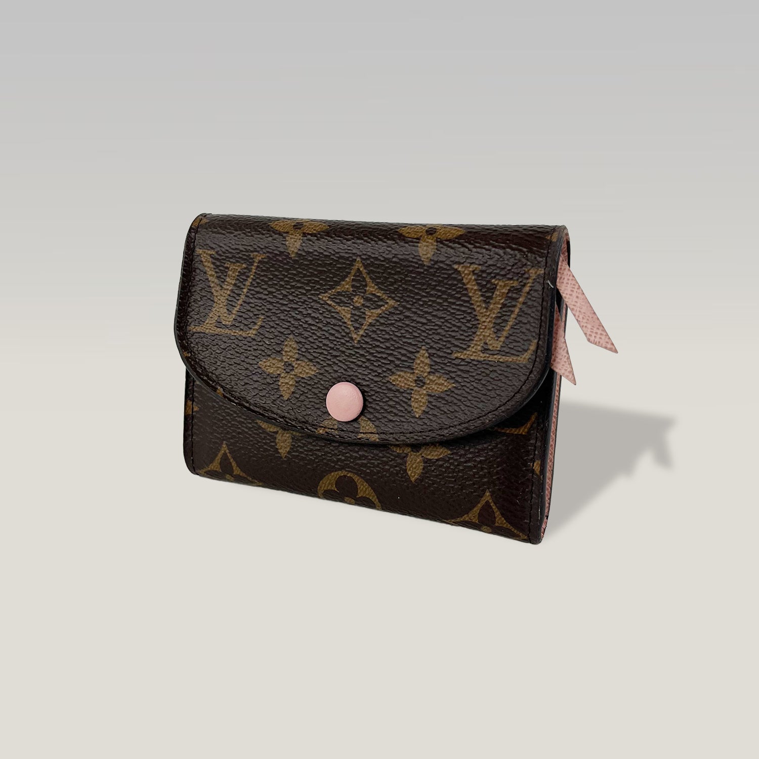 Louis Vuitton Portafoglio Rosalie Monogram Marrone con Bottone Rosa