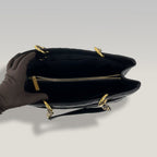 Chanel Grand Shopping Tote GST in Pelle Nera Trapuntata con Logo CC e Catena Dorata