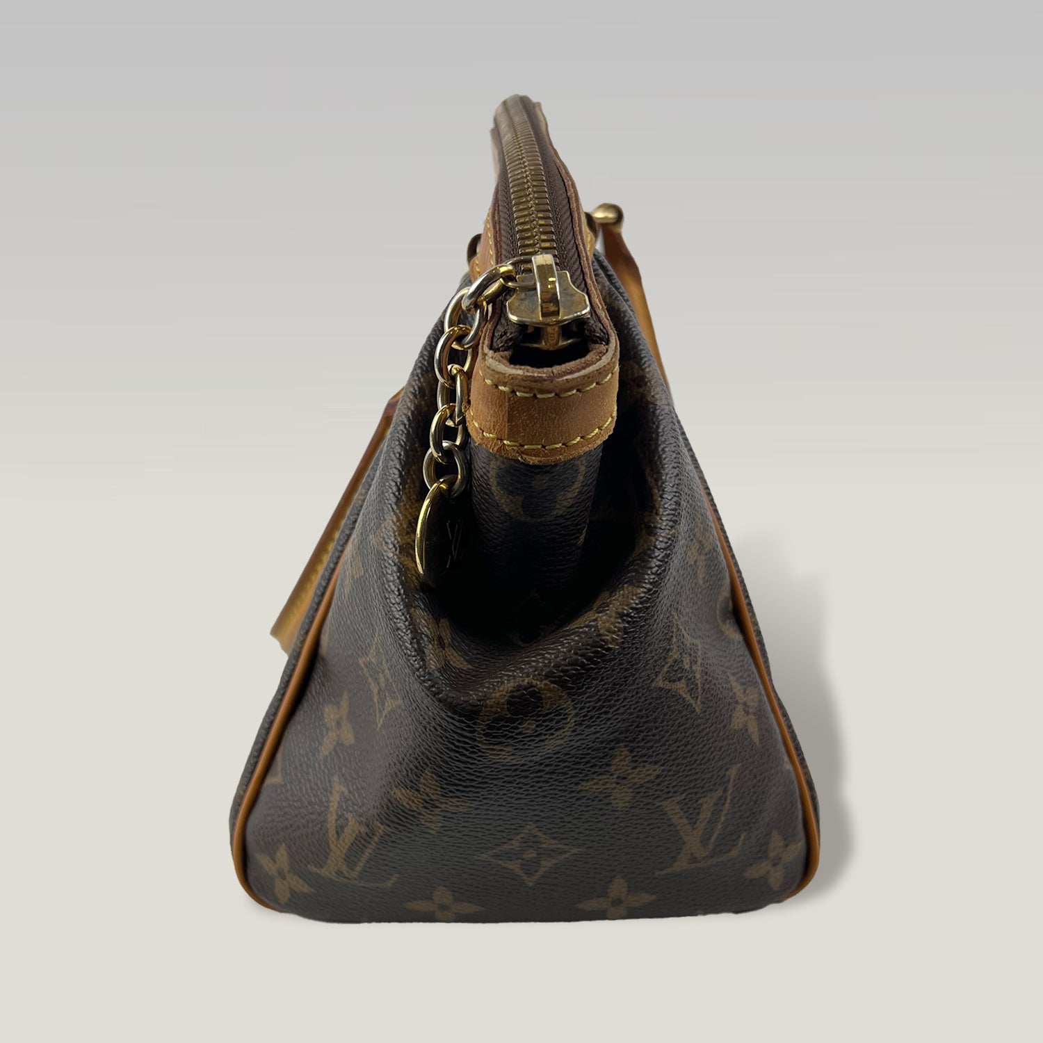 Louis Vuitton Tivoli PM in Tela Monogram con Finiture in Vacchetta