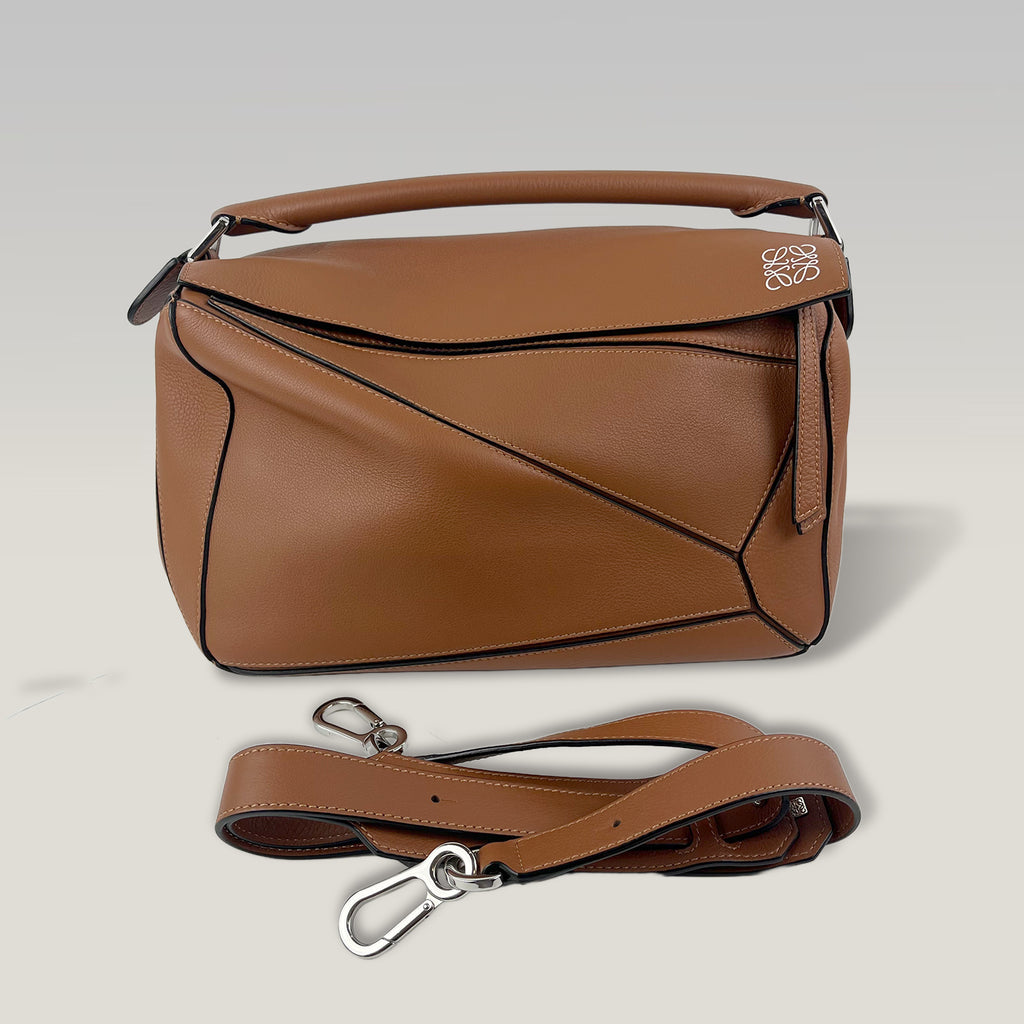 Loewe Puzzle Media in Pelle Marrone con Manico Superiore e Tracolla – Borsa a Mano e a Tracolla