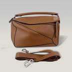 Loewe Puzzle Media in Pelle Marrone con Manico Superiore e Tracolla – Borsa a Mano e a Tracolla
