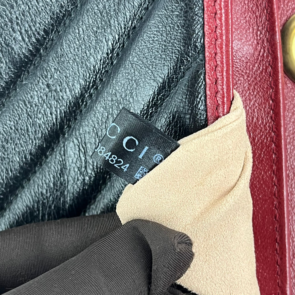 Gucci GG Marmont Medium Shoulder Bag in Pelle Matelassé Nera