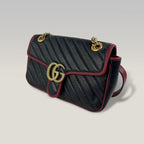 Gucci GG Marmont Medium Shoulder Bag in Pelle Matelassé Nera