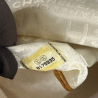Chanel Chocolate Bar Borsa a Spalla in Tela Nera con Logo CC Ricamato