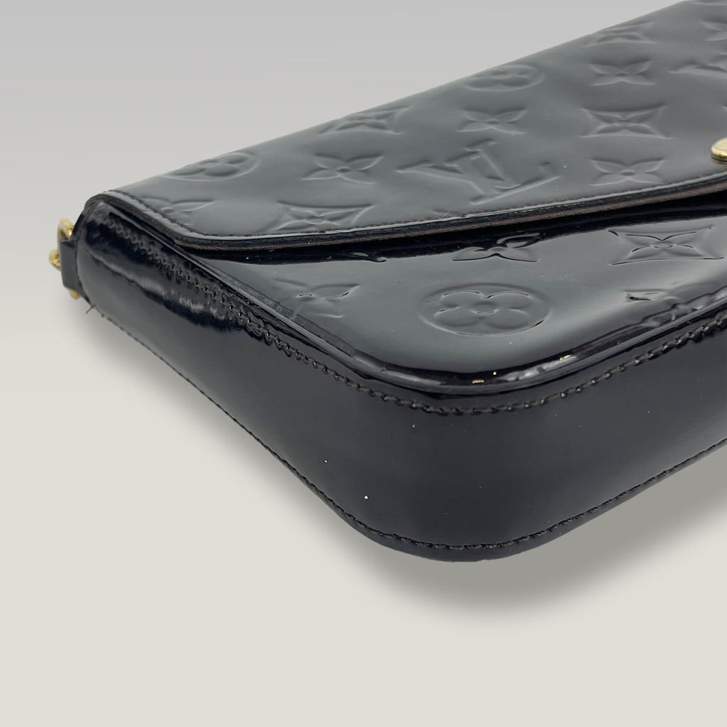 Louis Vuitton Pochette Felicie Monogram Vernis Shoulder Bag Black