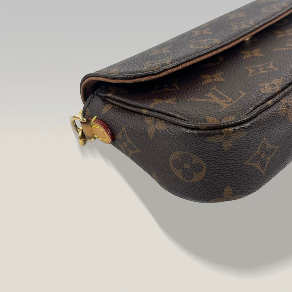 Louis Vuitton Ivy Monogram con catena – versione con chip NFC