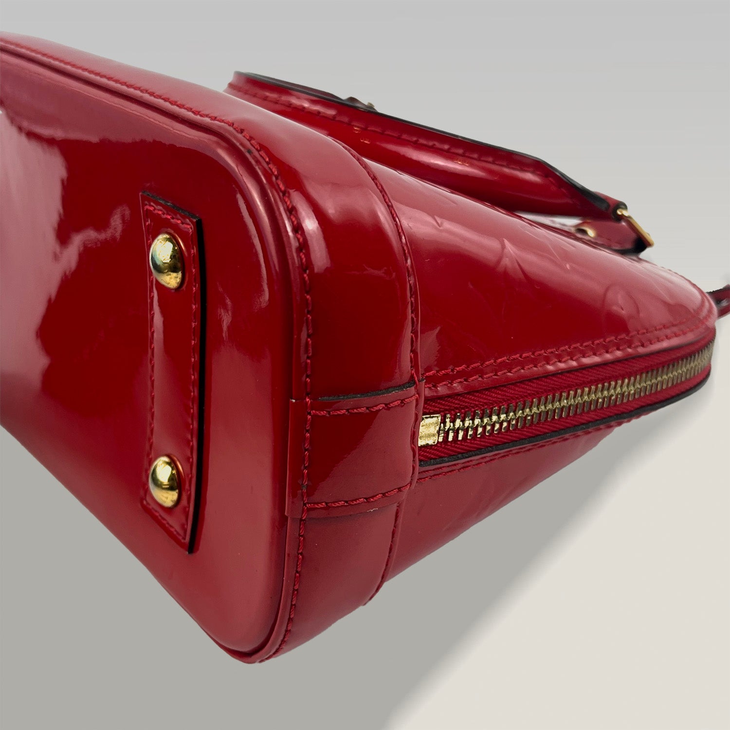 Louis Vuitton Alma BB Vernice Rossa Con Tracolla