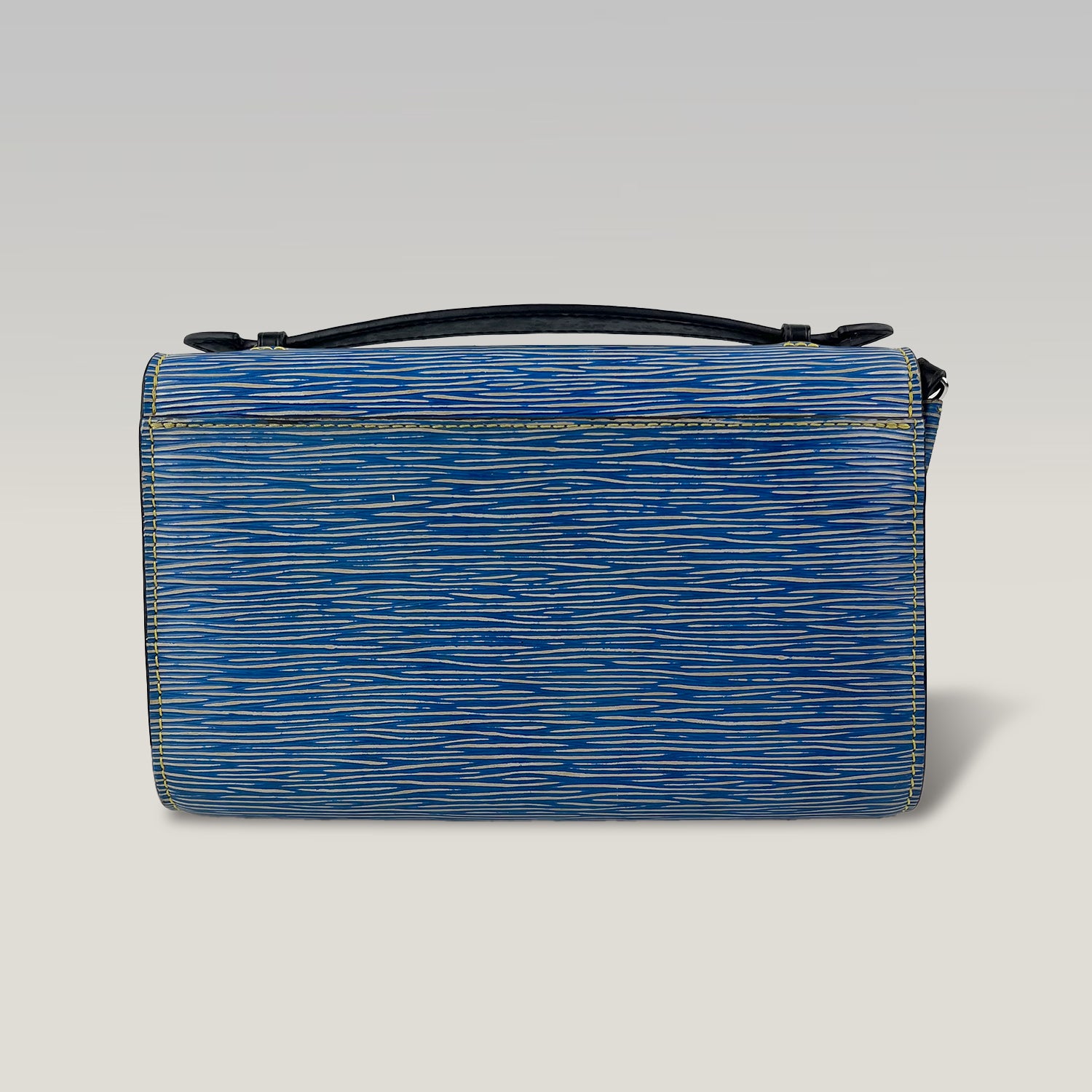 Louis Vuitton Epi Cluny Blue Leather Shoulder Bag Crossbody Bag