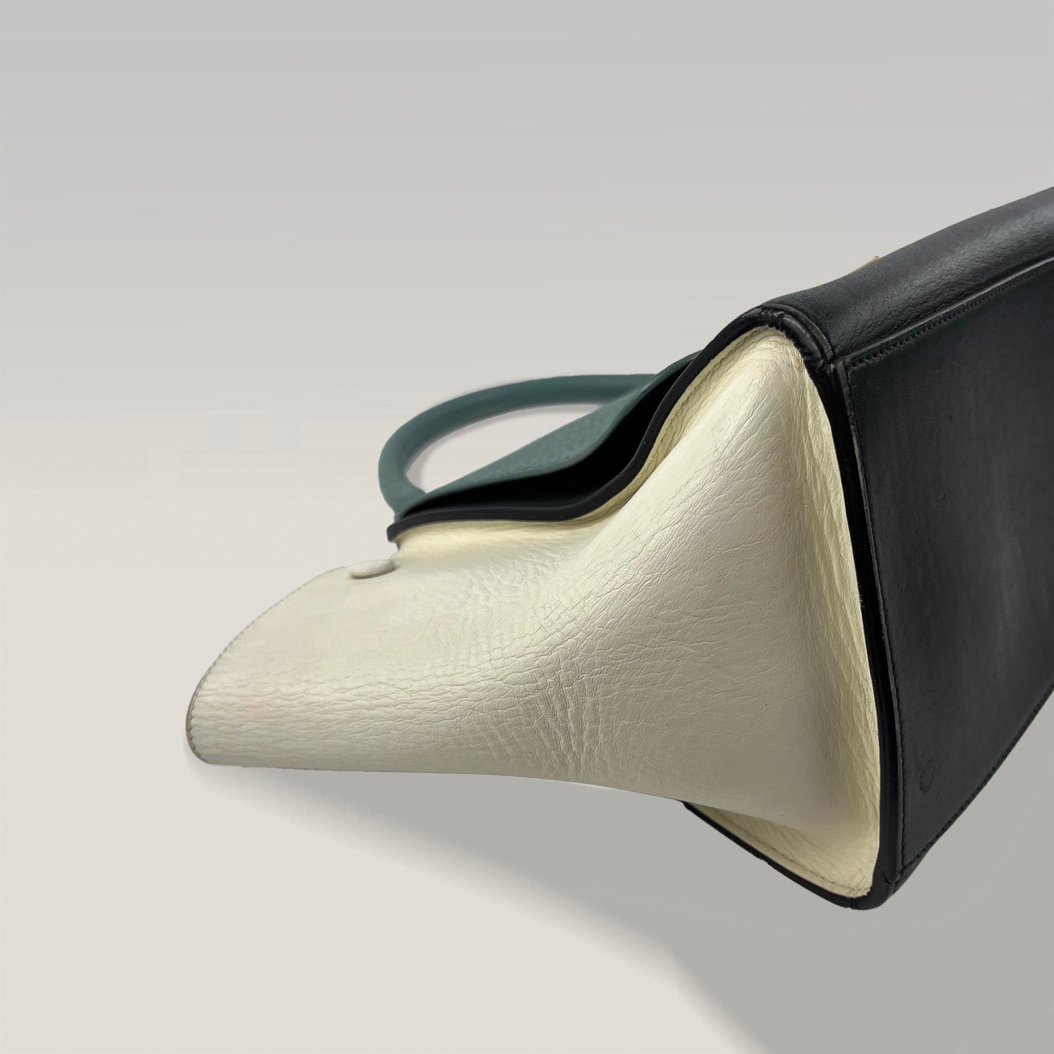 Céline Trapeze Borsa a Mano Multicolore – Pelle Martellata (Taglia Media)