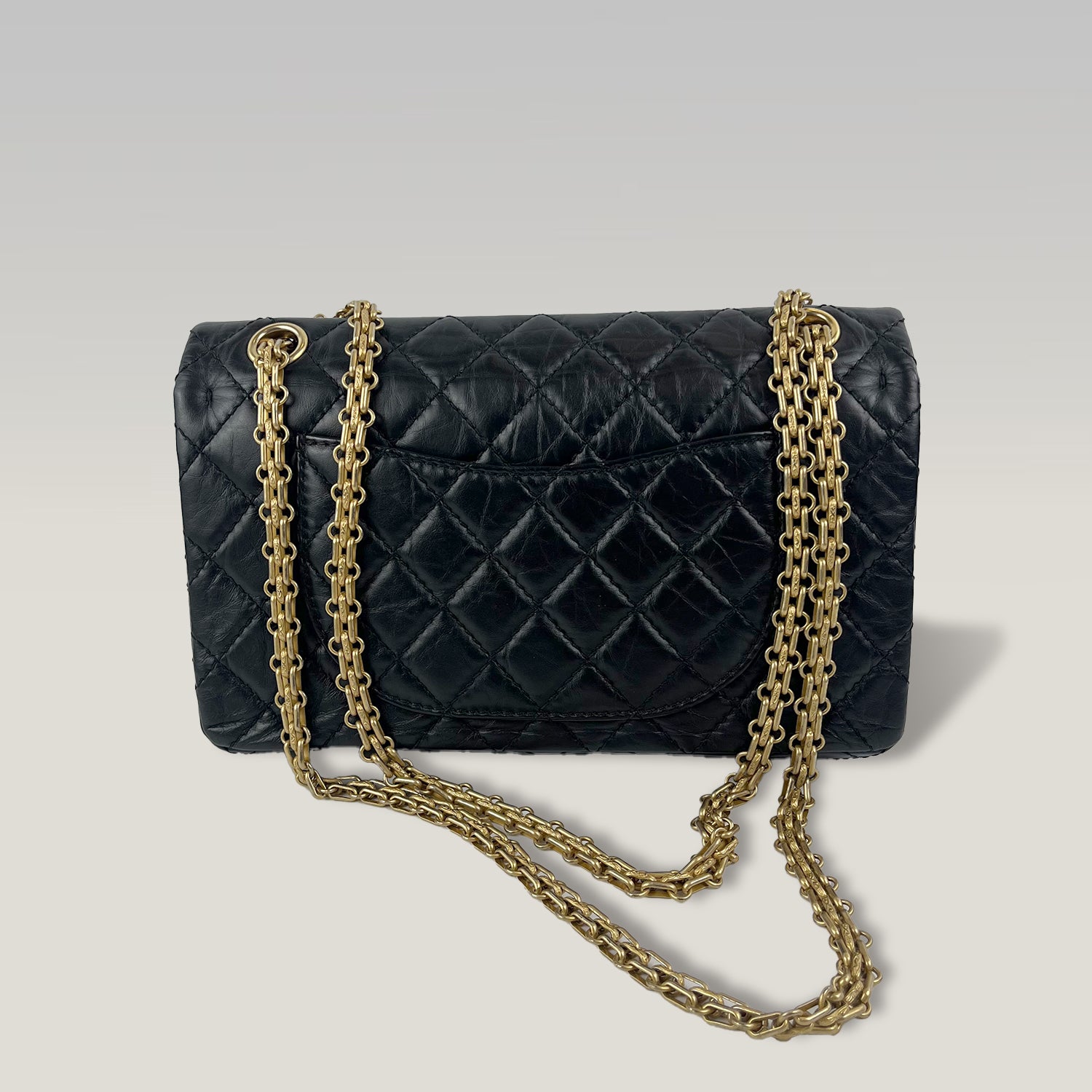 Chanel Lucky Charms Flap in Pelle Nera Trapuntata con Applicazioni e Catena Dorata – Borsa a Spalla