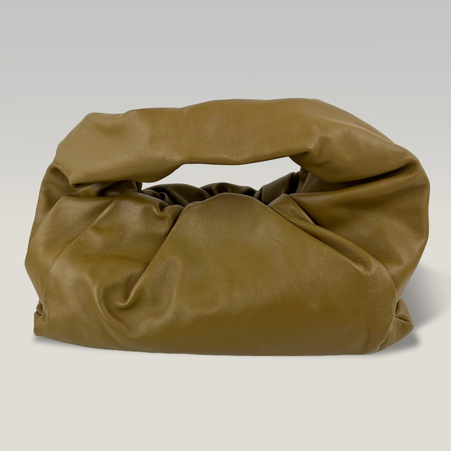 Bottega Veneta Shoulder Pouch Large in Pelle Nappa Verde Oliva – Borsa Hobo Morbida Donna 38 cm