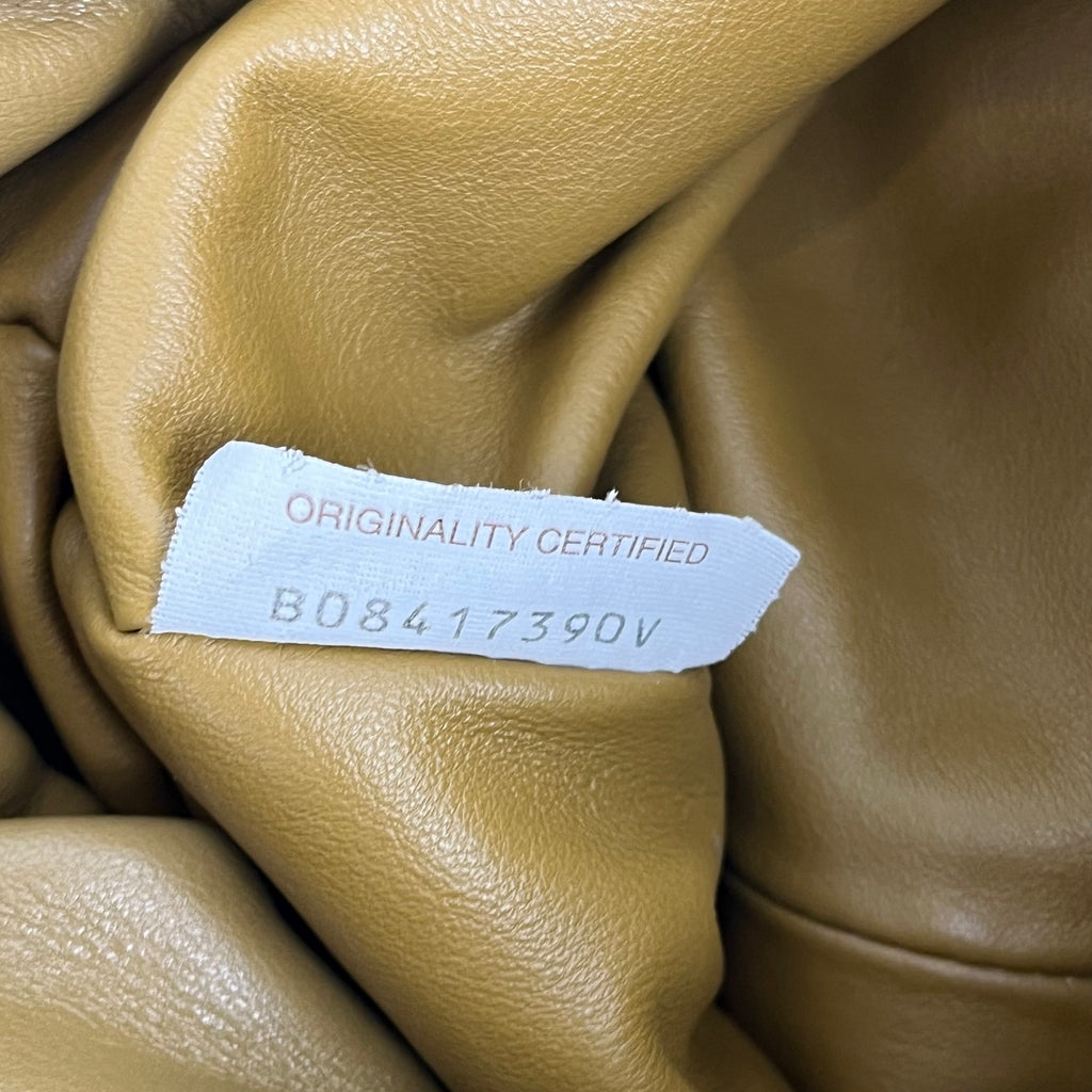 Bottega Veneta Shoulder Pouch Large in Pelle Nappa Verde Oliva – Borsa Hobo Morbida Donna 38 cm