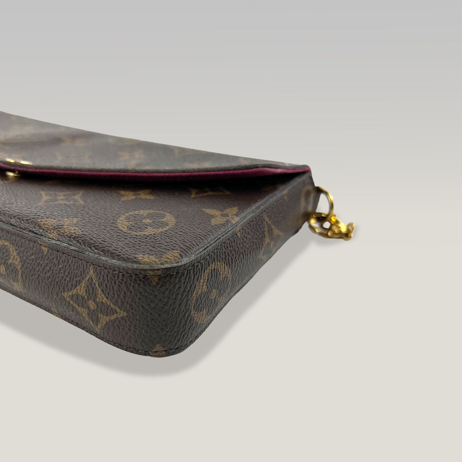 Louis Vuitton Pochette Félicie Monogram Marrone con Inserto Rosso