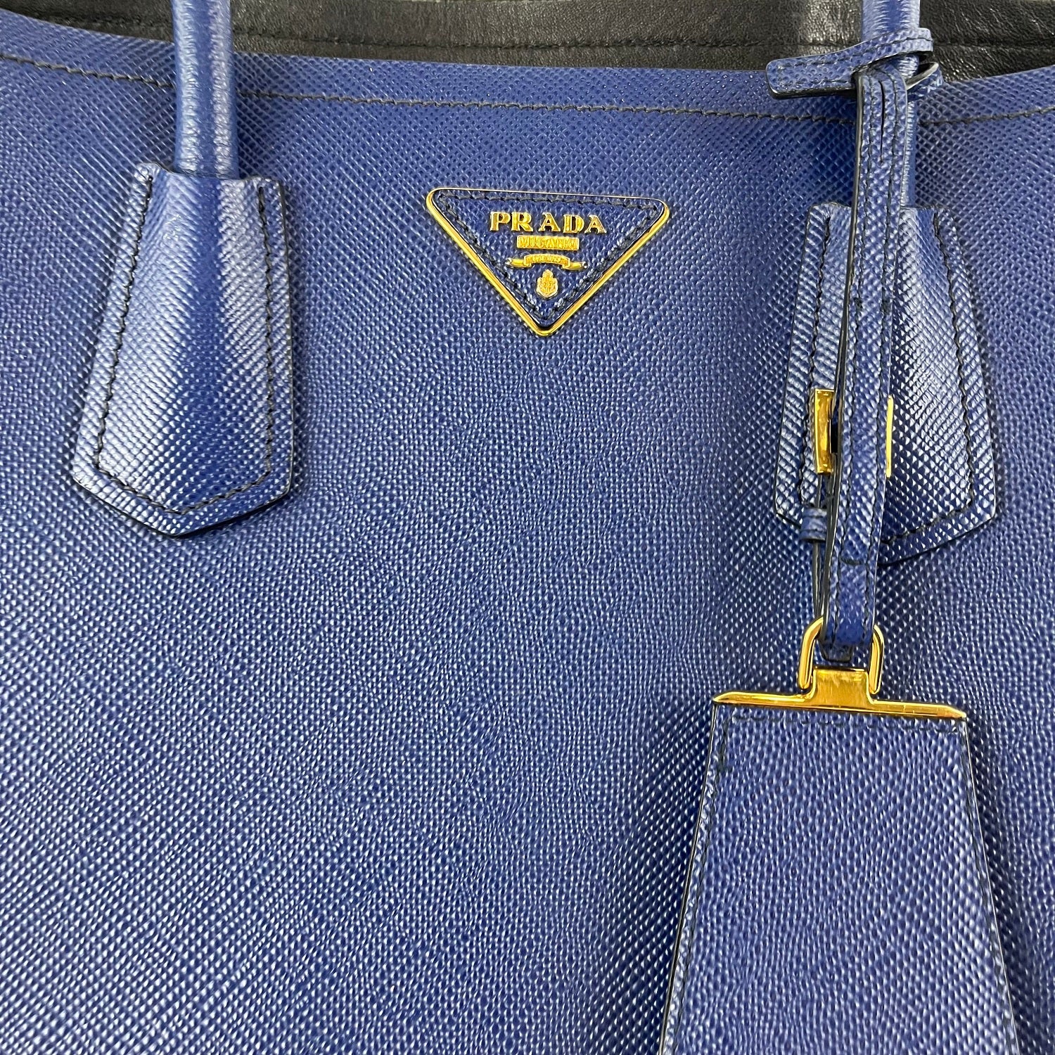 Prada Borsa Tote Grande in Pelle Saffiano Blu