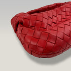 Bottega Veneta Jodie Padded 27 in Pelle Intrecciata Rossa con Manico Annodato