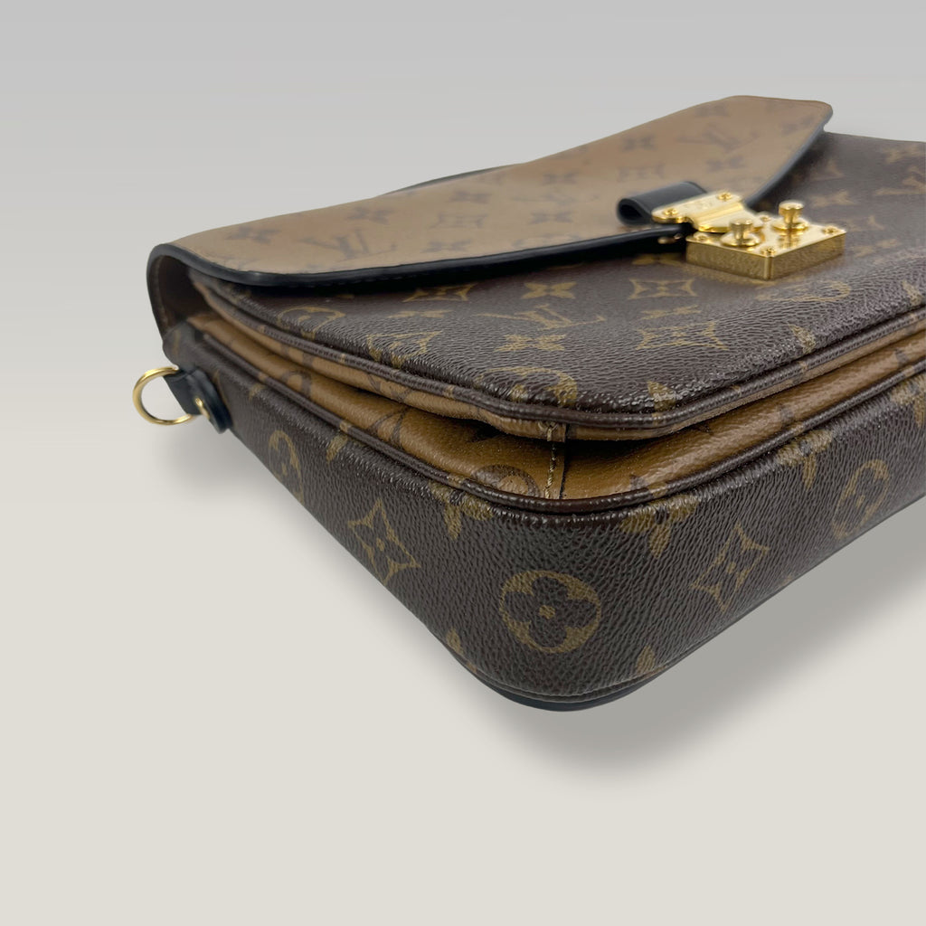 Louis Vuitton Pochette Métis Reverse Monogram Canvas Crossbody Bag