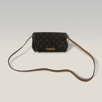 Louis Vuitton Monogram Pochette Favorite PM