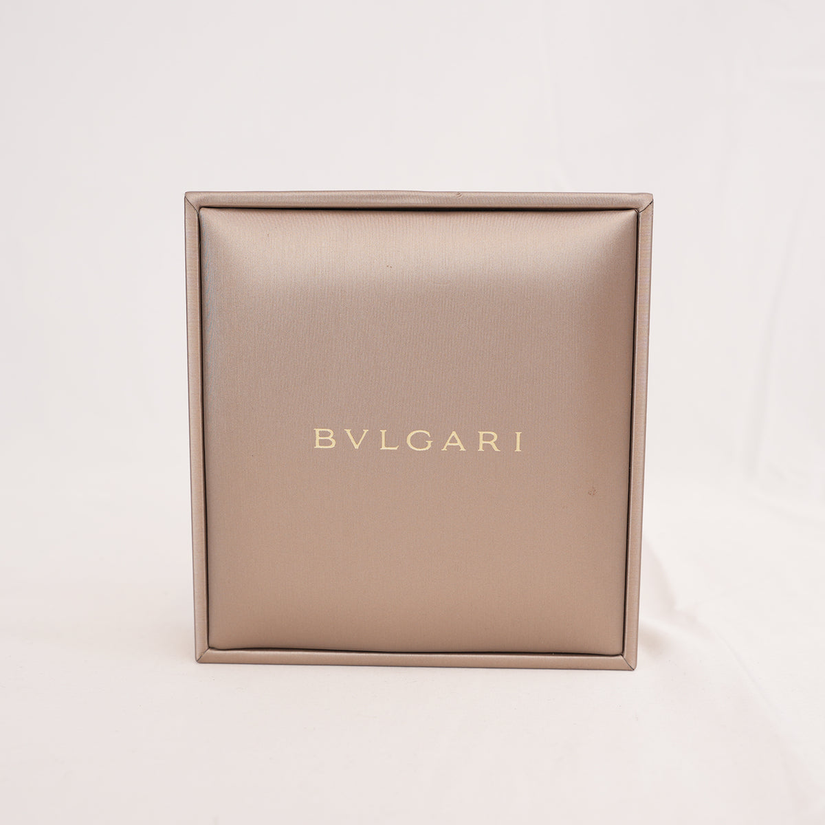 Bvlgari Divas’ Dream Rose Gold Pink Sapphire and Diamond Pendant Necklace with Box