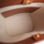 Celine Small Bucket Cuir Triomphe Natural / Tan in Tessuto e Pelle di Vitello