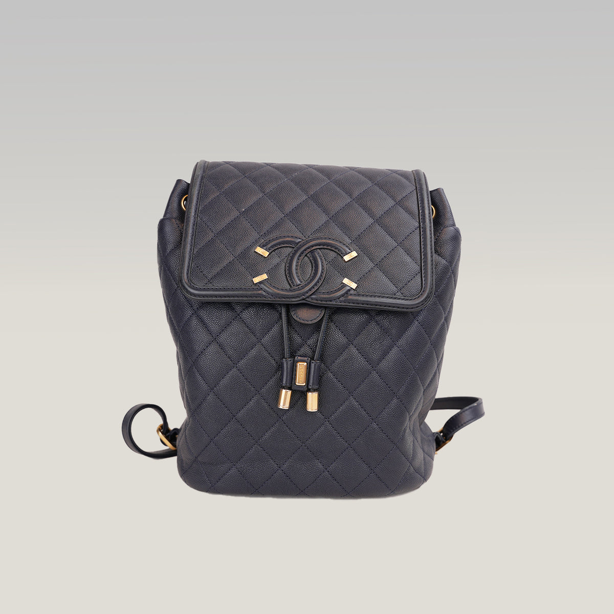 Chanel Filigree Backpack Small Blu in Pelle Caviar Trapuntata con Maxi Logo CC