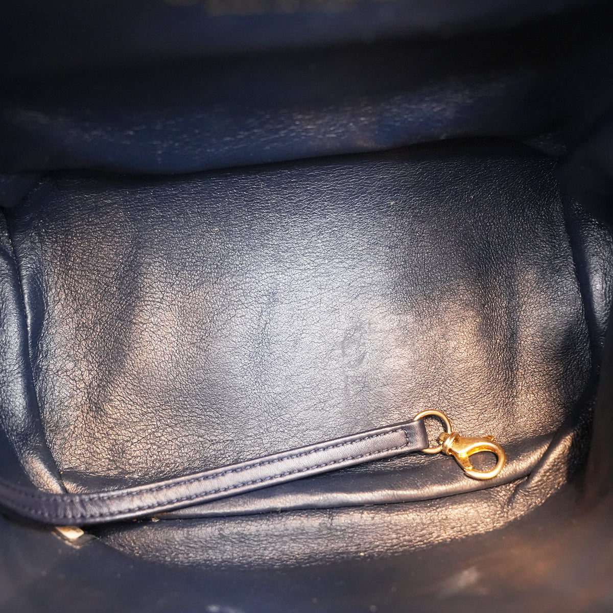 Chanel Filigree Backpack Small Blu in Pelle Caviar Trapuntata con Maxi Logo CC