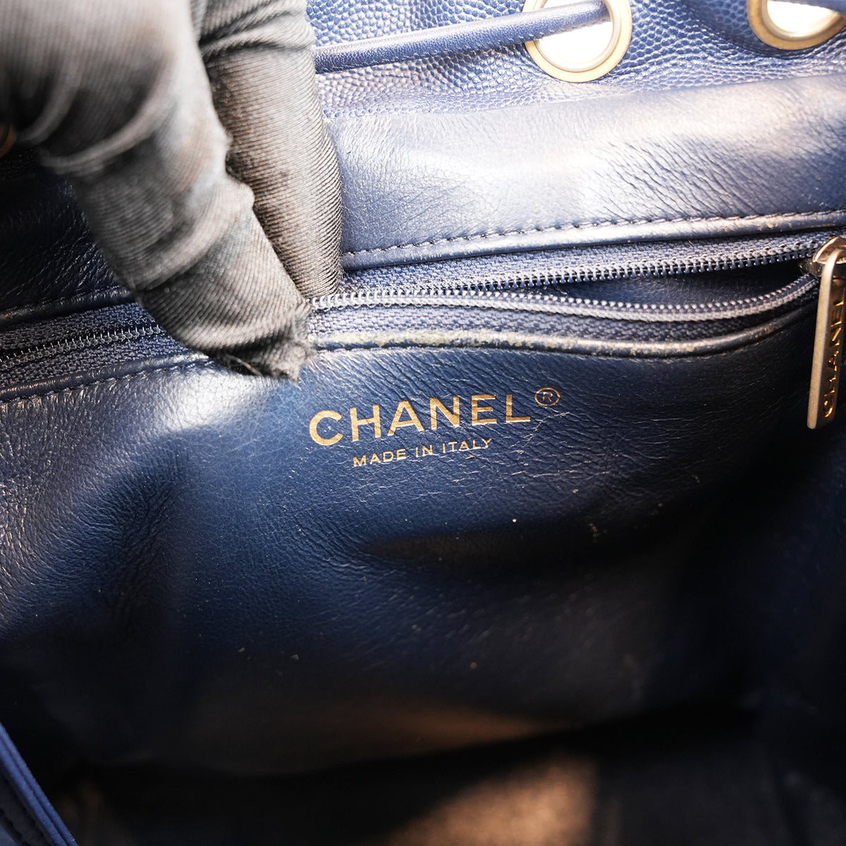 Chanel Filigree Backpack Small Blu in Pelle Caviar Trapuntata con Maxi Logo CC