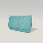 Chanel WOC Classica Azzurro Turchese in Pelle di Agnello Trapuntata con Hardware Argento e Carta di Autenticità