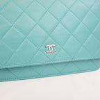 Chanel WOC Classica Azzurro Turchese in Pelle di Agnello Trapuntata con Hardware Argento e Carta di Autenticità