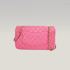 Chanel Classic Flap Medium Rosa in Pelle di Agnello con Hardware Dorato e Charm