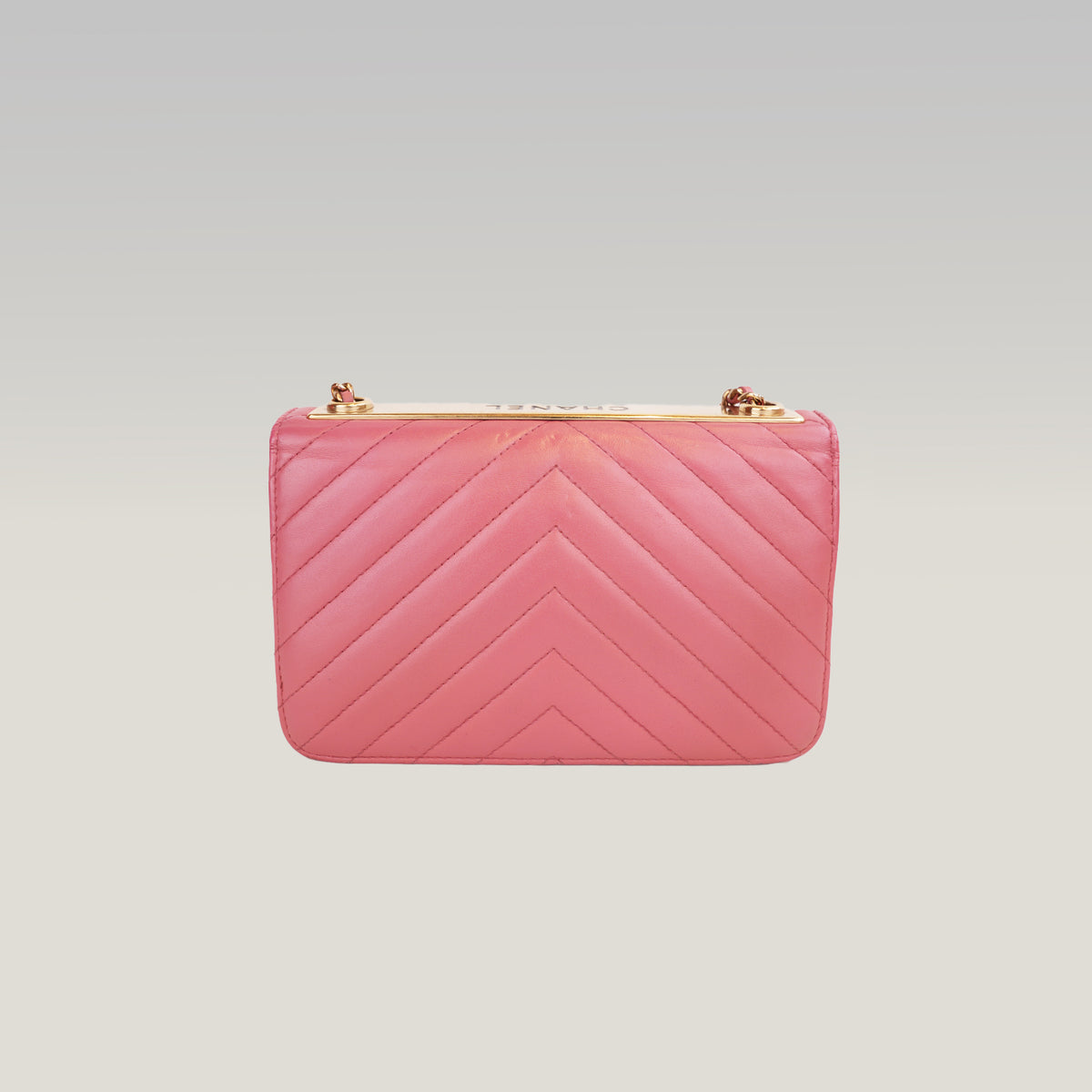 Chanel Trendy CC Wallet on Chain Rosa Chevron in Pelle di Agnello con Hardware Dorato