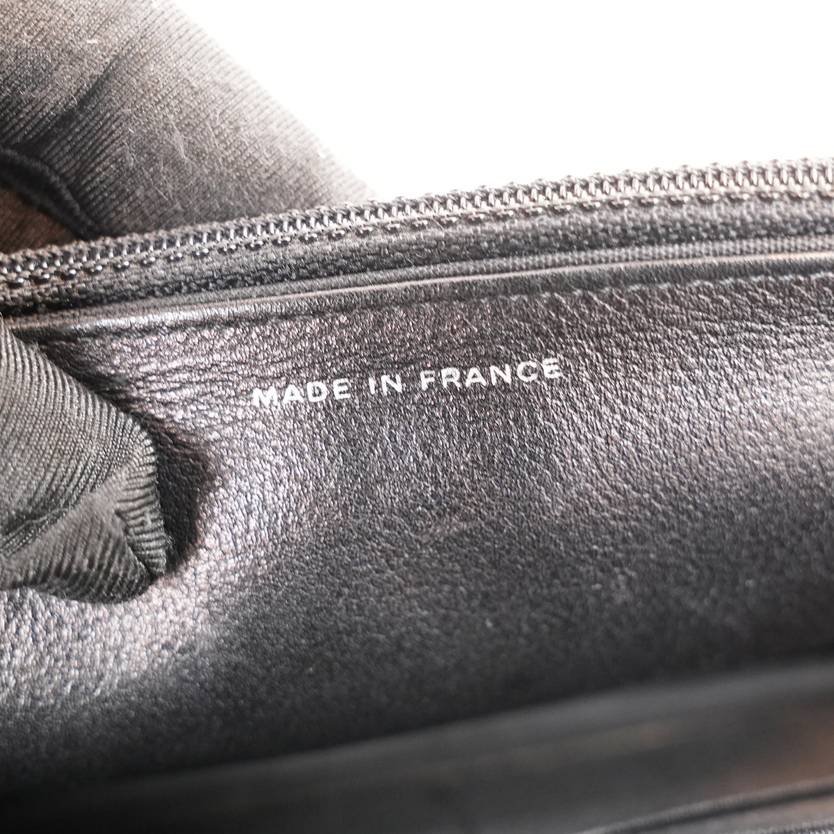 Chanel Sevruga Wallet on Chain WOC in Pelle Nera con Logo CC Argentato – 2016