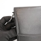 Chanel Sevruga Wallet on Chain WOC in Pelle Nera con Logo CC Argentato – 2016