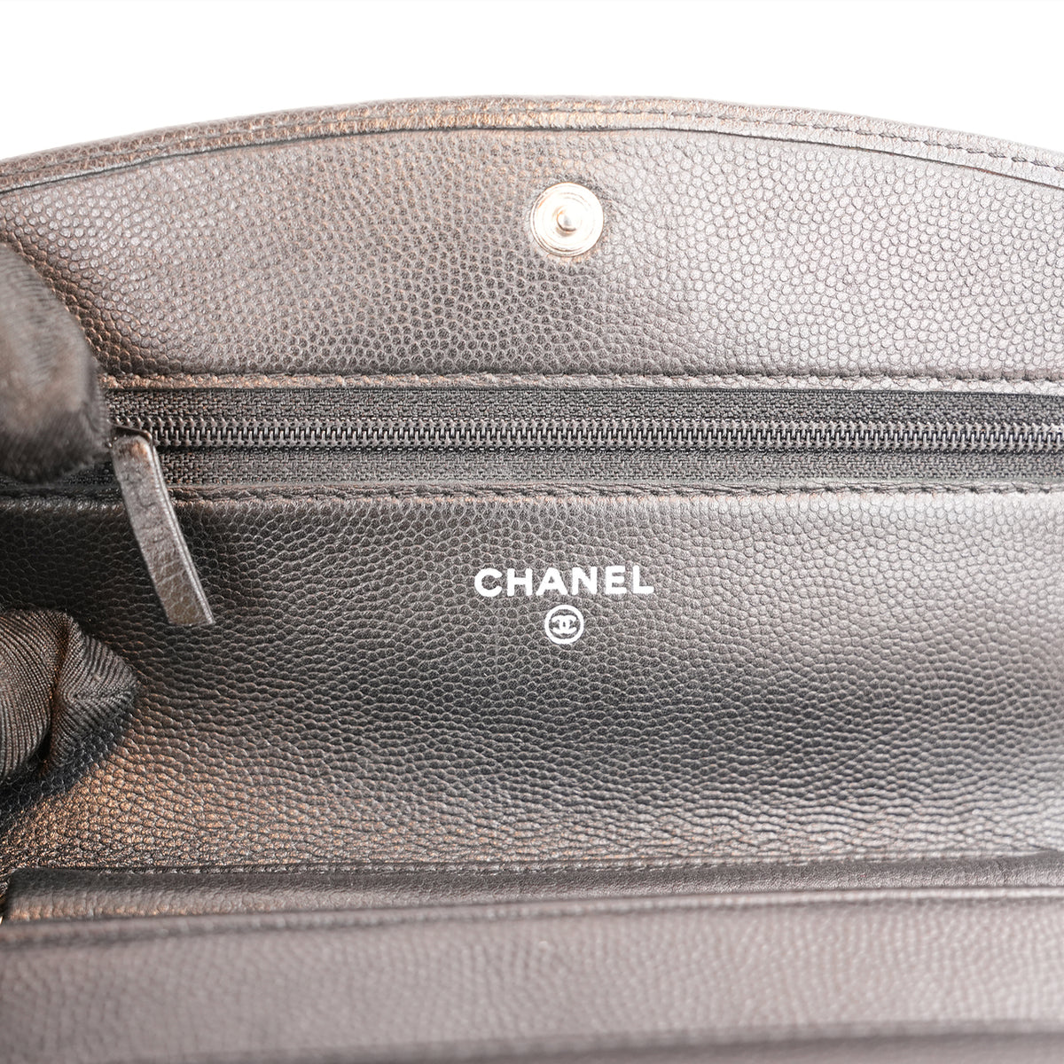 Chanel Sevruga Wallet on Chain WOC in Pelle Nera con Logo CC Argentato – 2016