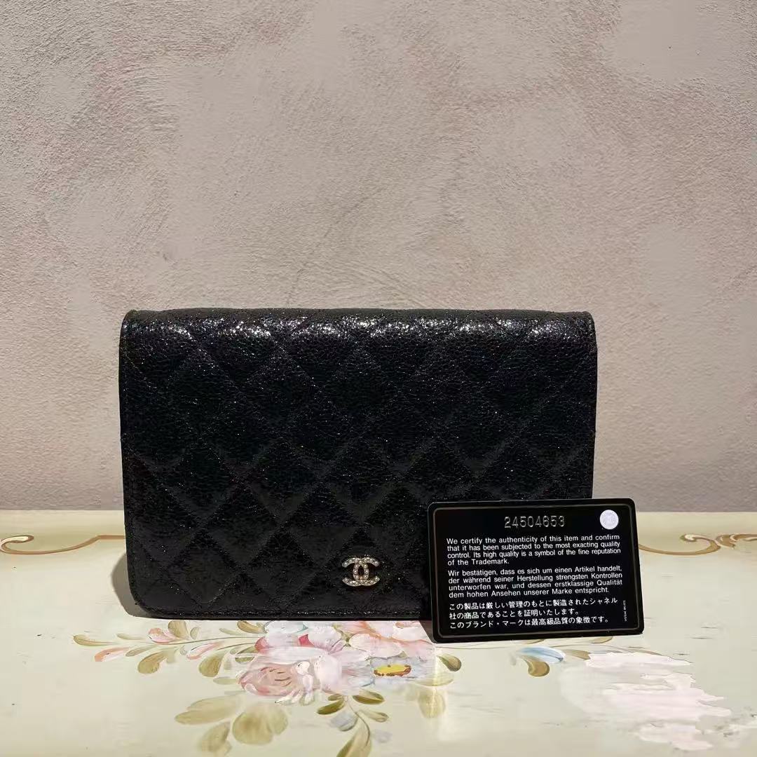 Chanel Wallet on Chain (WOC)