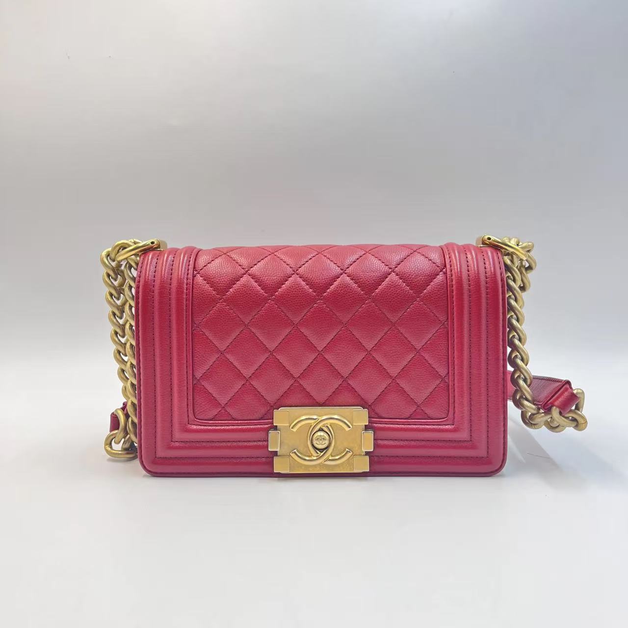 Chanel Le Boy rosso, borsa a spalla taglia small