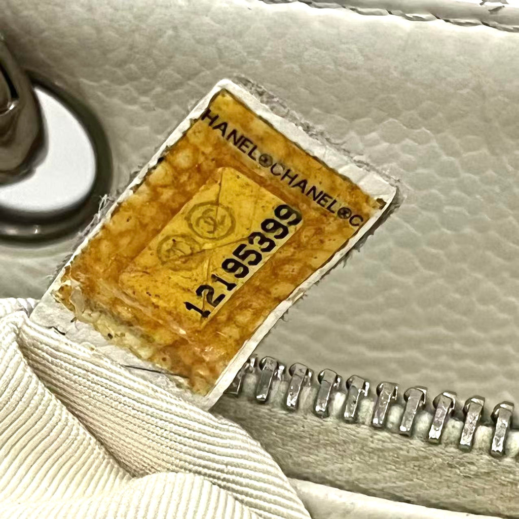 Chanel GST – Borsa Tote in Caviar Bianca