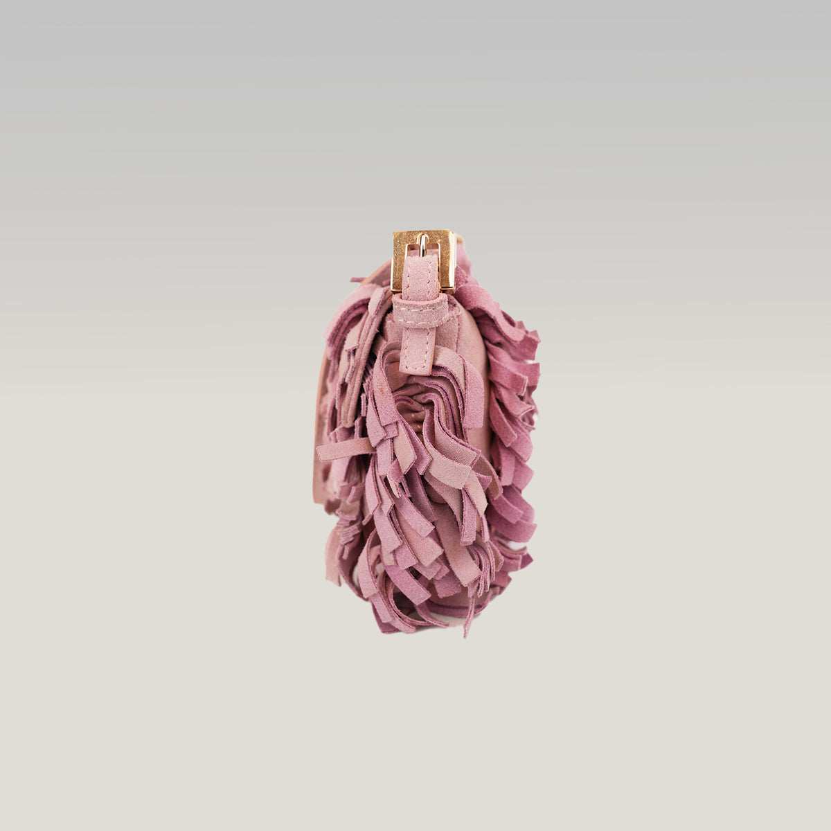 Fendi Baguette Rosa in Suede con Frange e Hardware Dorato